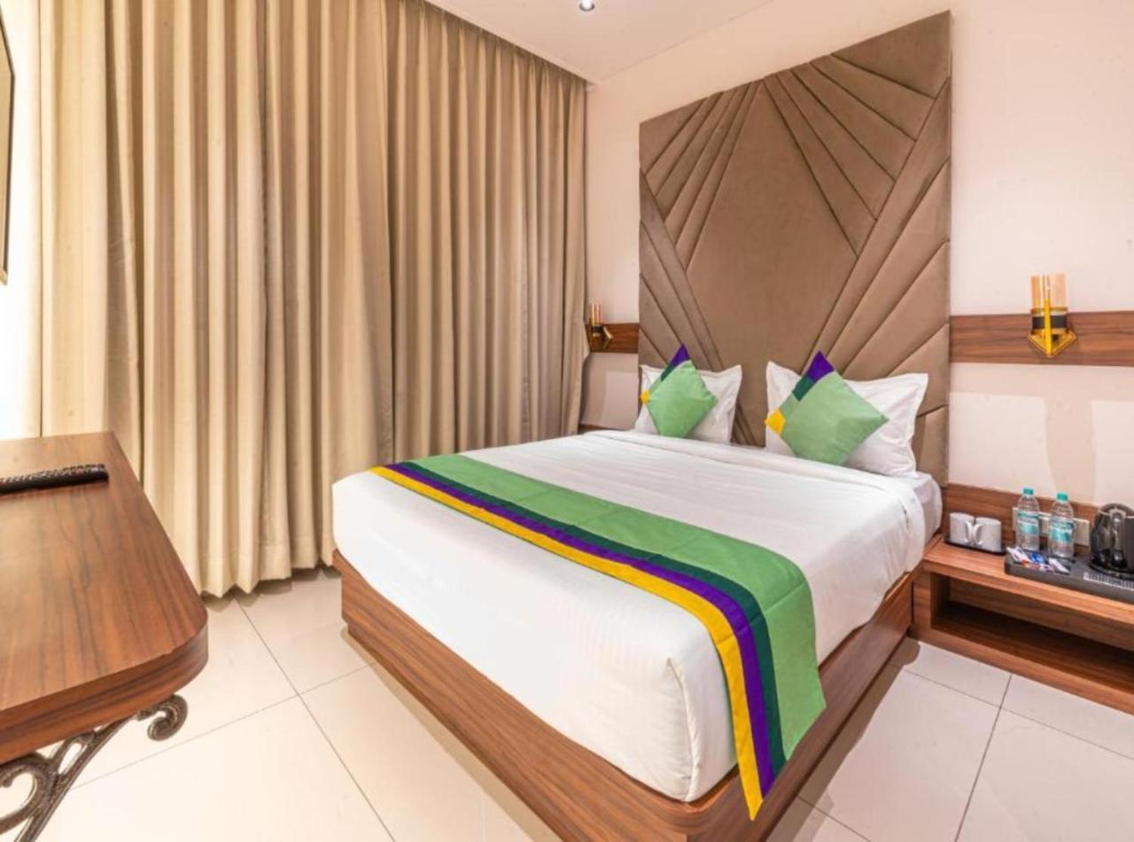 Hotel Vijaydeep Palace Near Delhi Airport New Delhi Bagian luar foto